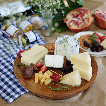 Tema Doma markets Cheese platter best organic markets in Bali